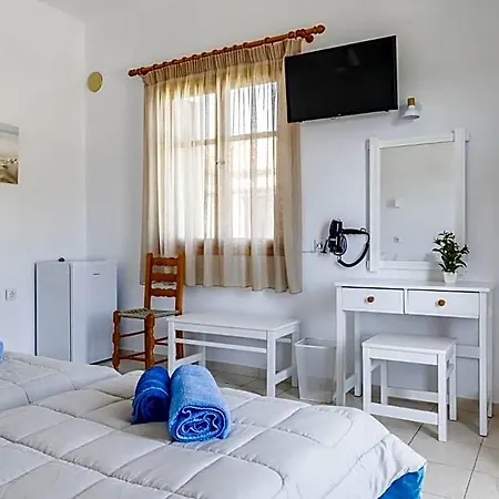 Hotel White Lily 3*